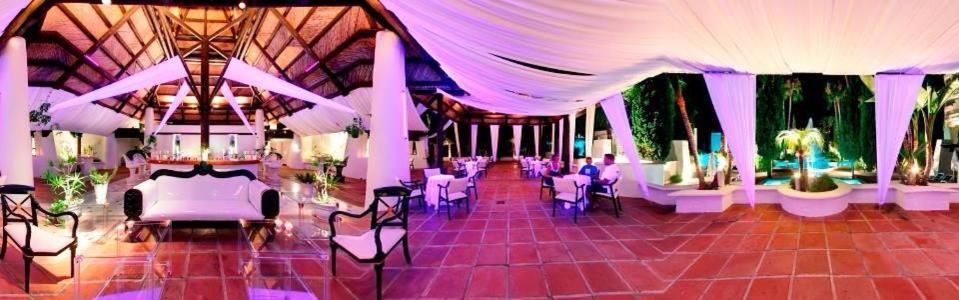 Hotel Suites Albayzin Del Mar Almunecar Exterior photo