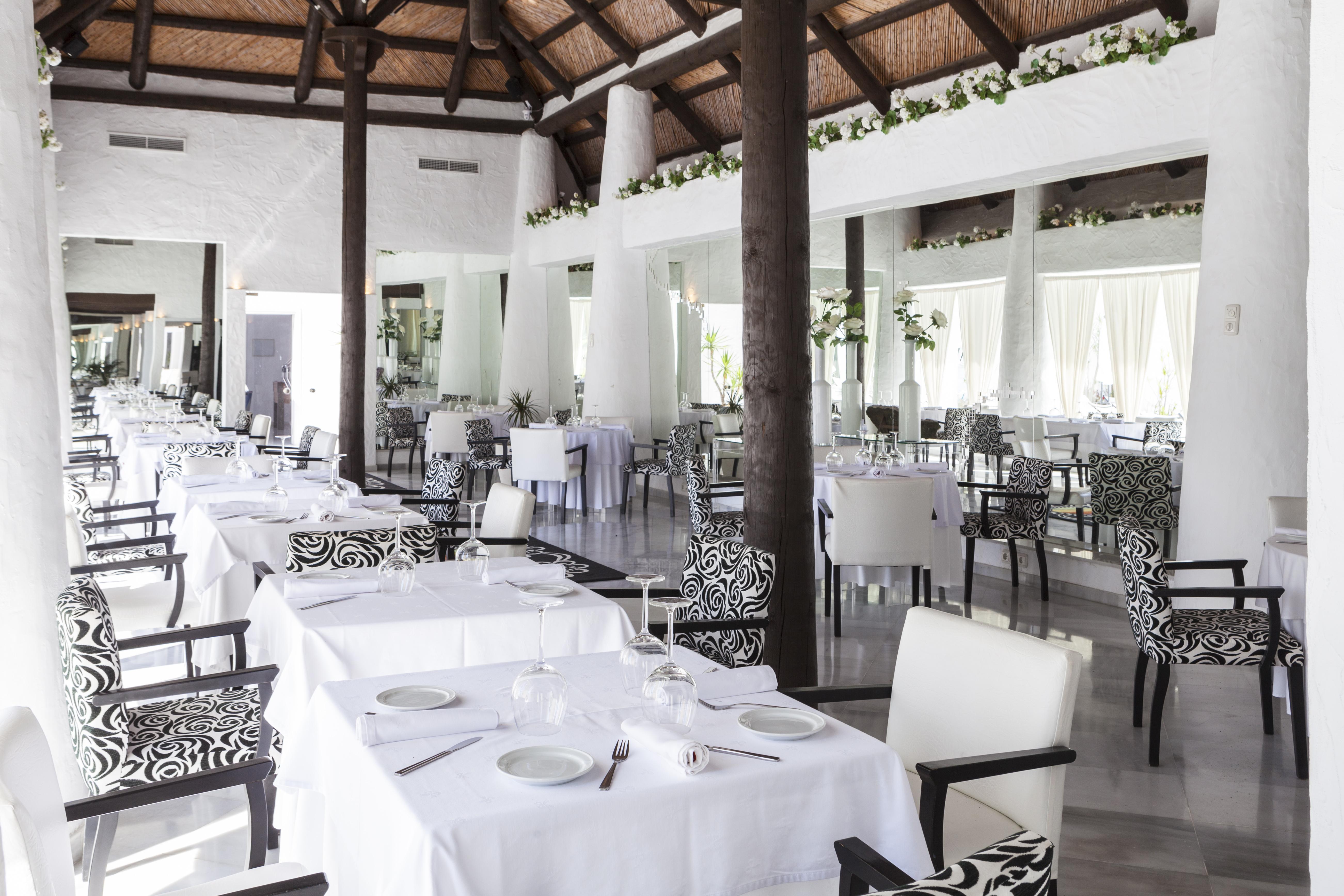 Hotel Suites Albayzin Del Mar Almunecar Exterior photo