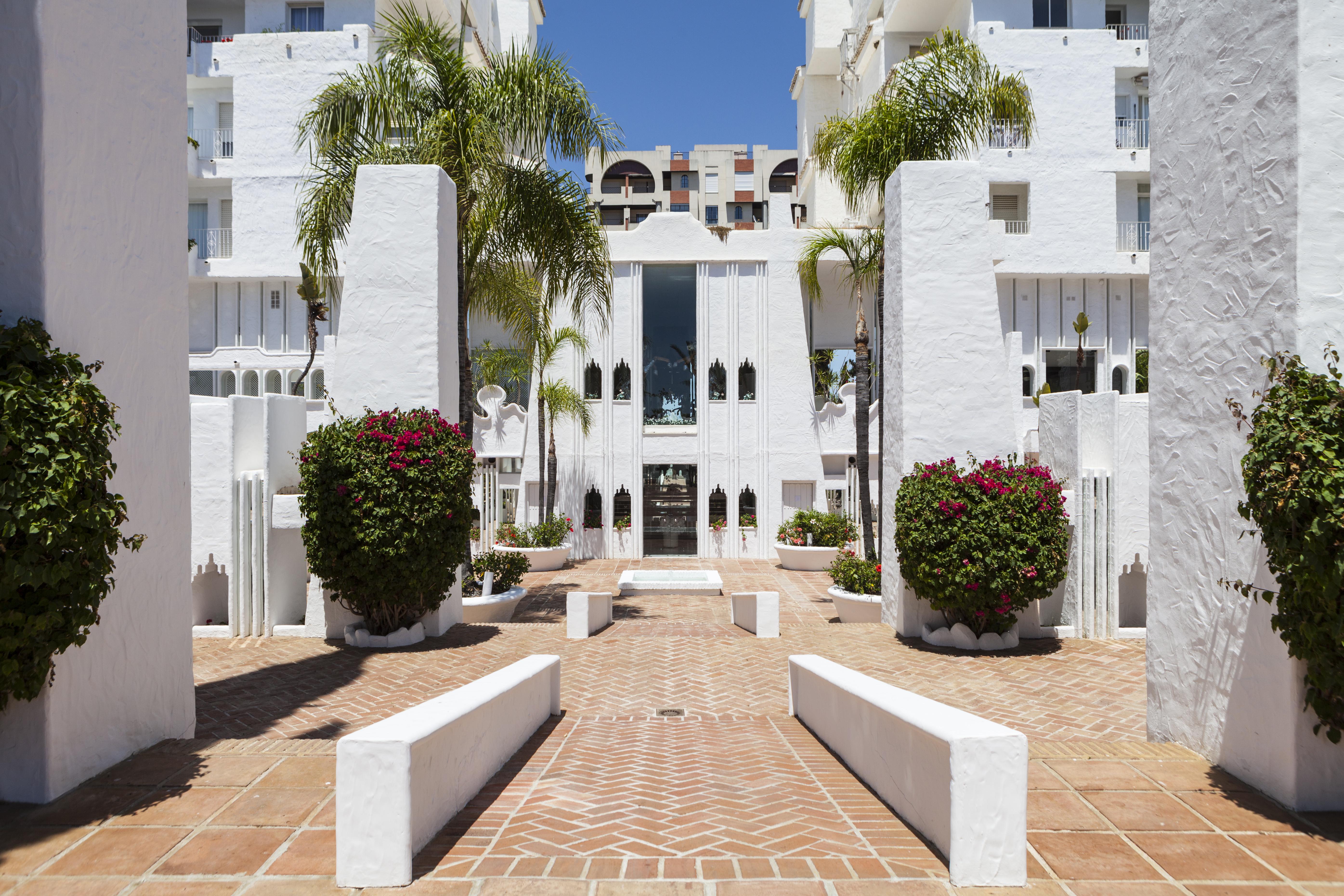 Hotel Suites Albayzin Del Mar Almunecar Exterior photo
