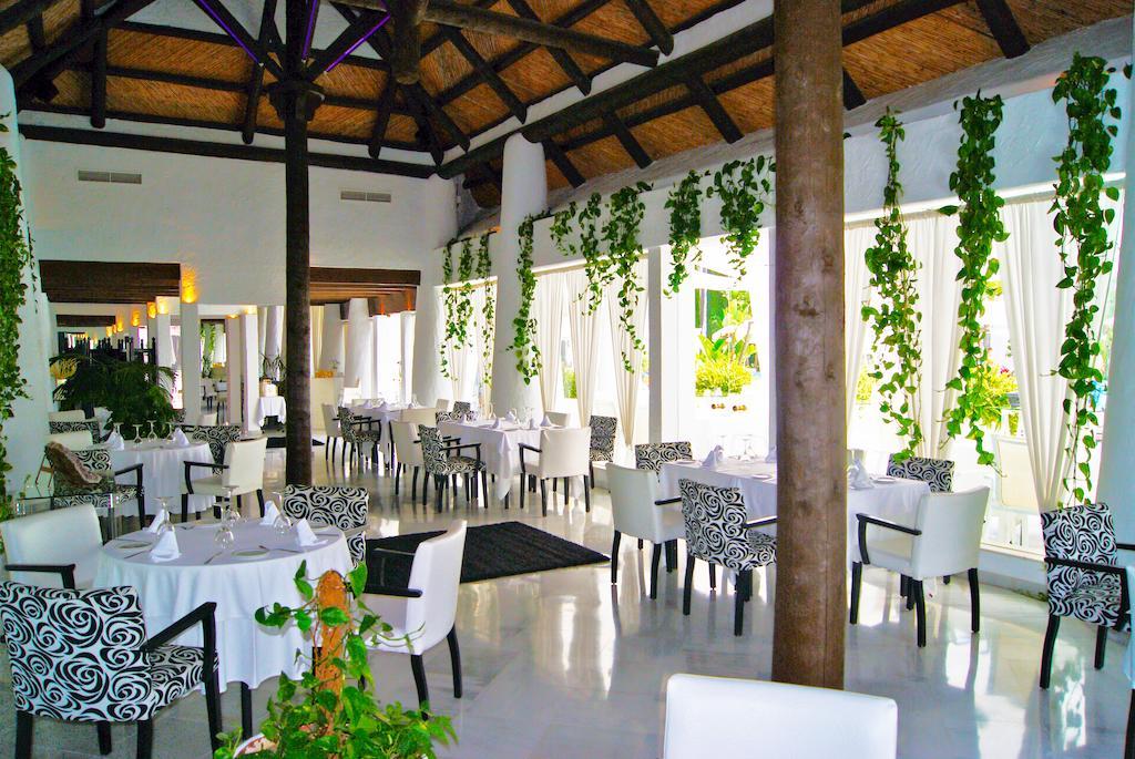 Hotel Suites Albayzin Del Mar Almunecar Exterior photo